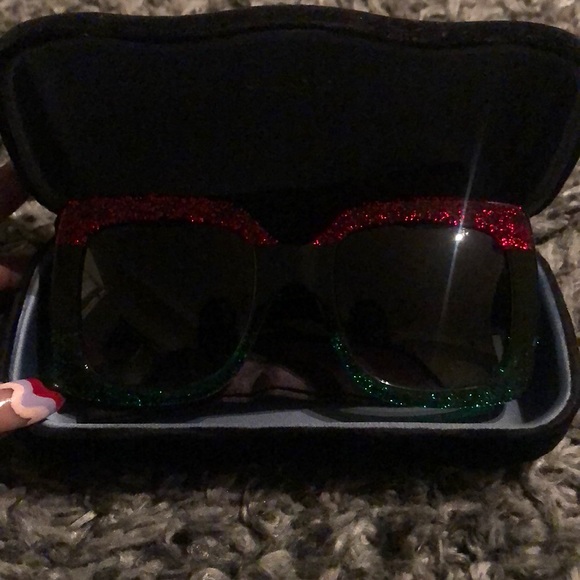 Gucci GG0083s Sunglasses - Picture 1 of 2